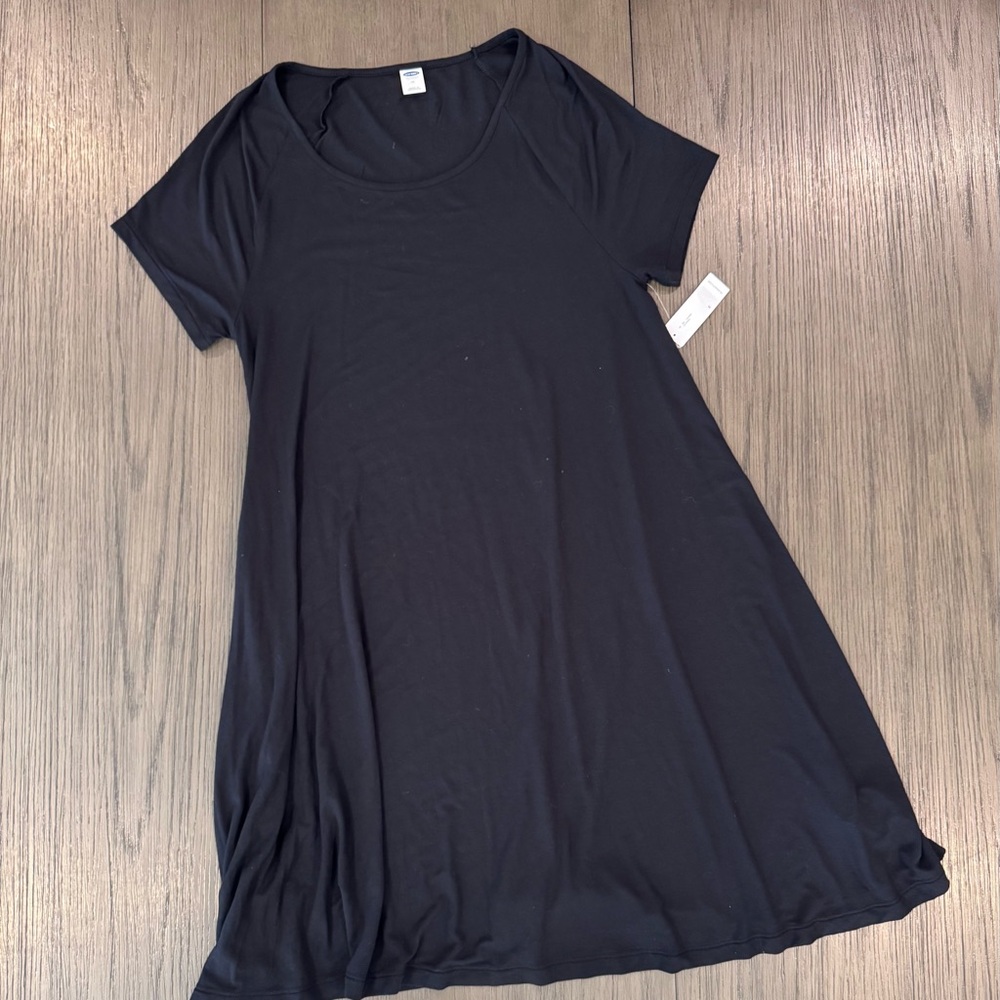 NWT Old Navy Black Short Sleeve Dress